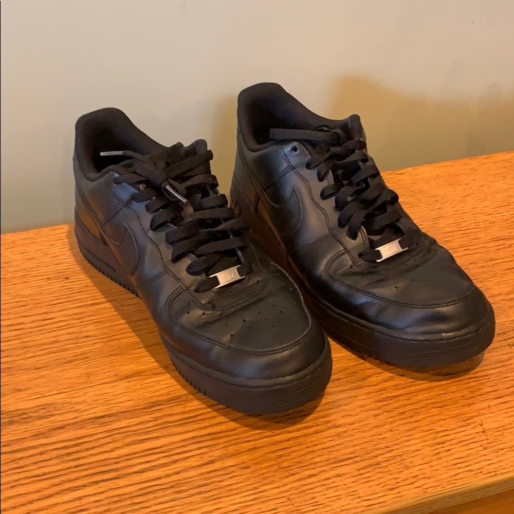 Nike Air Force 1s Black size 13